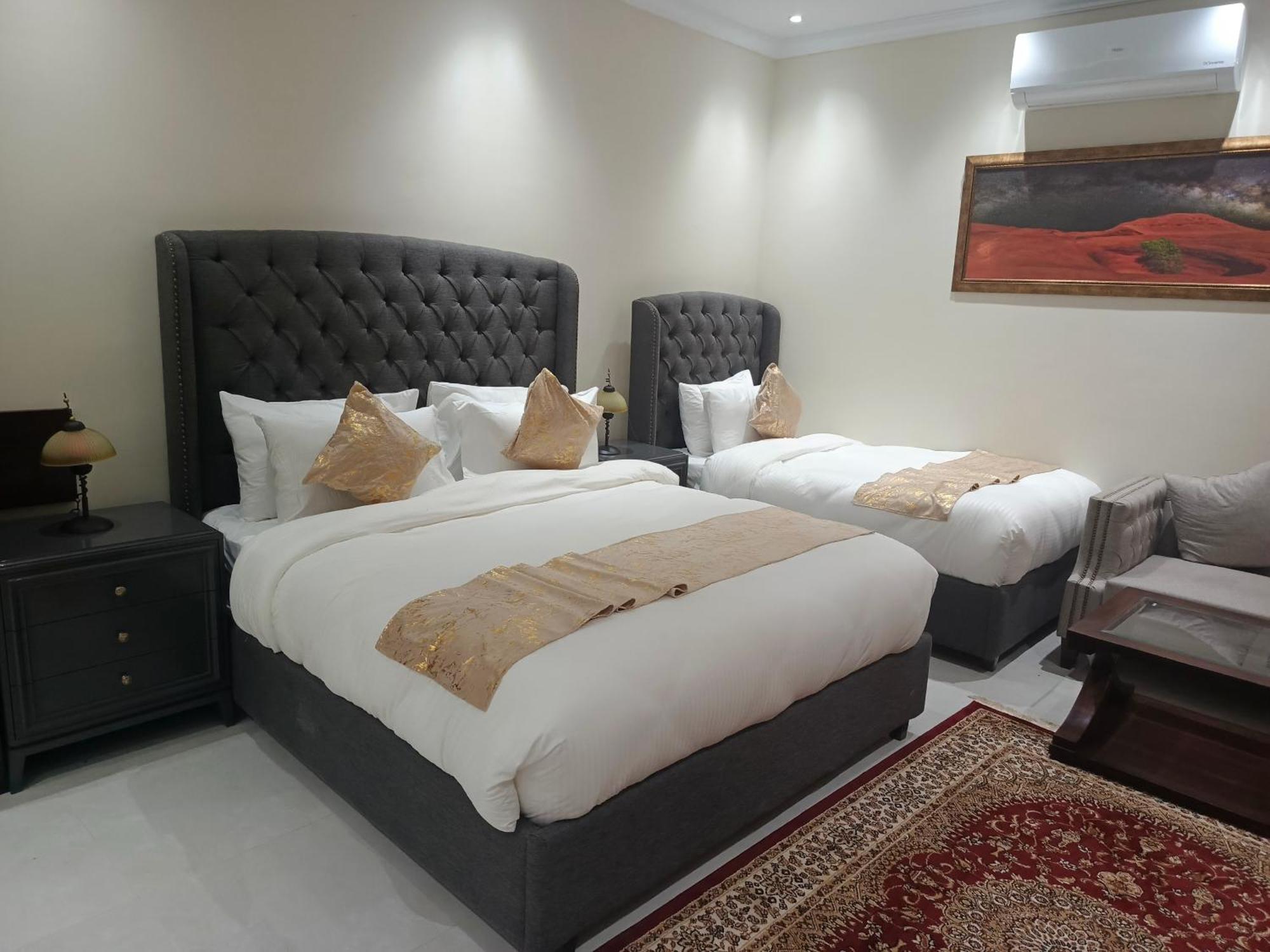 Hidden Hills Hotel & Resort Mansehra Ngoại thất bức ảnh
