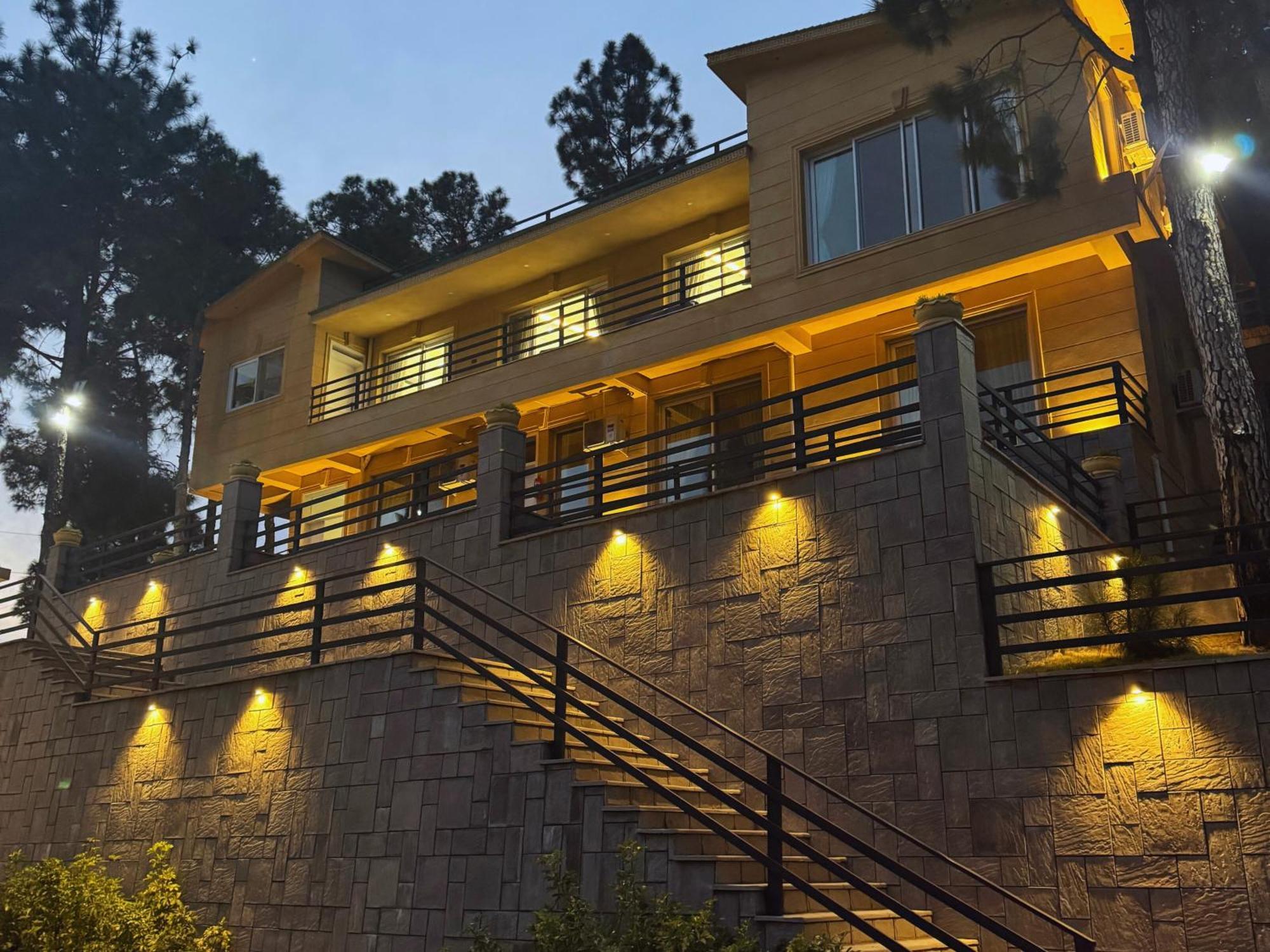 Hidden Hills Hotel & Resort Mansehra Ngoại thất bức ảnh