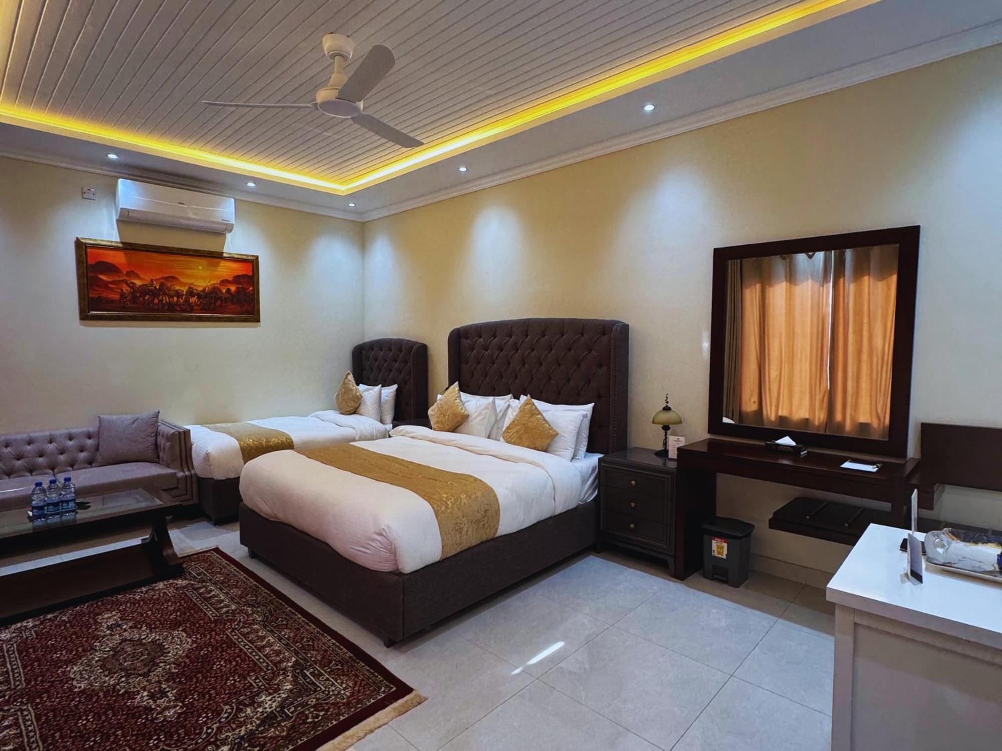 Hidden Hills Hotel & Resort Mansehra Ngoại thất bức ảnh