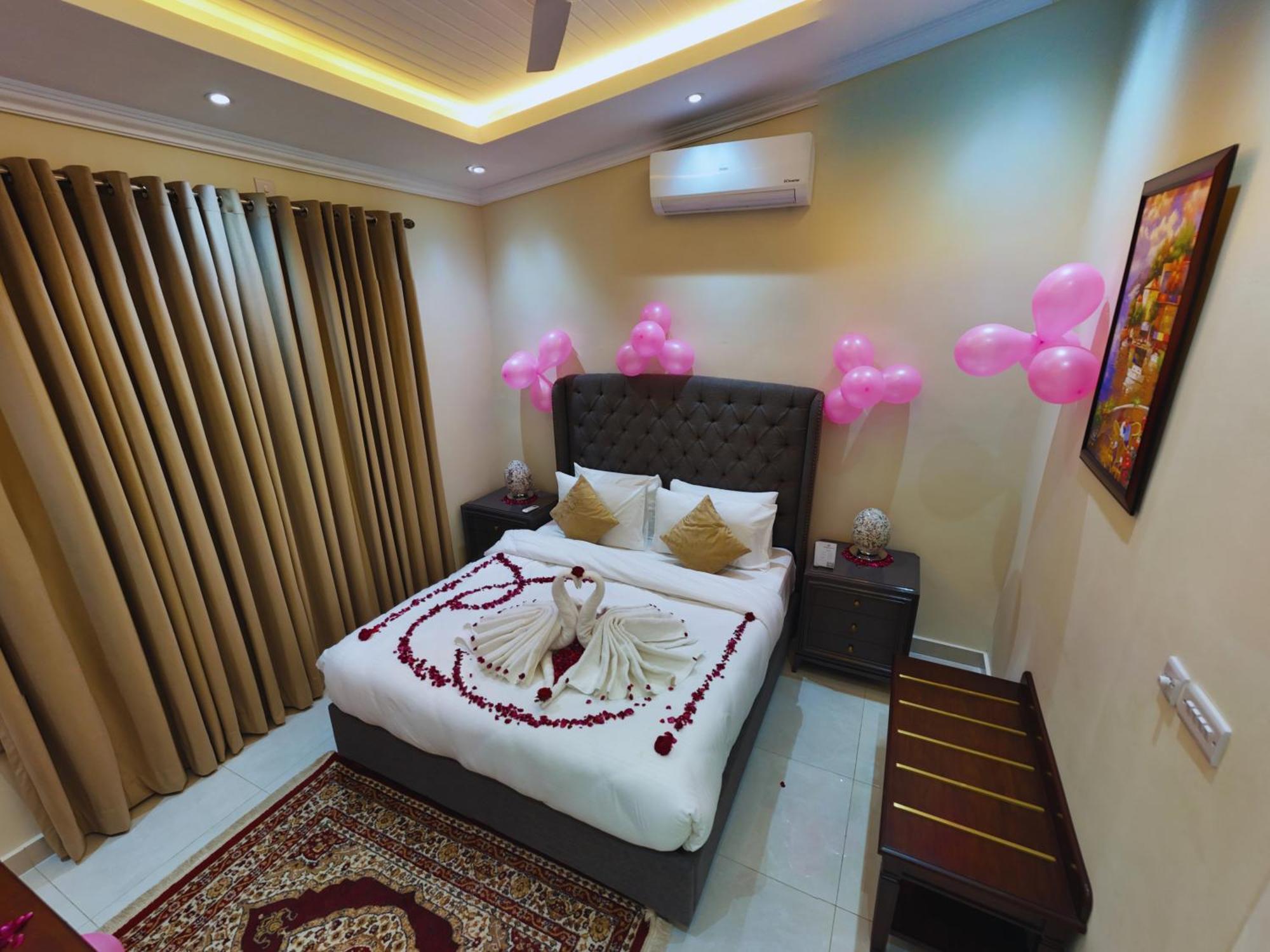 Hidden Hills Hotel & Resort Mansehra Ngoại thất bức ảnh