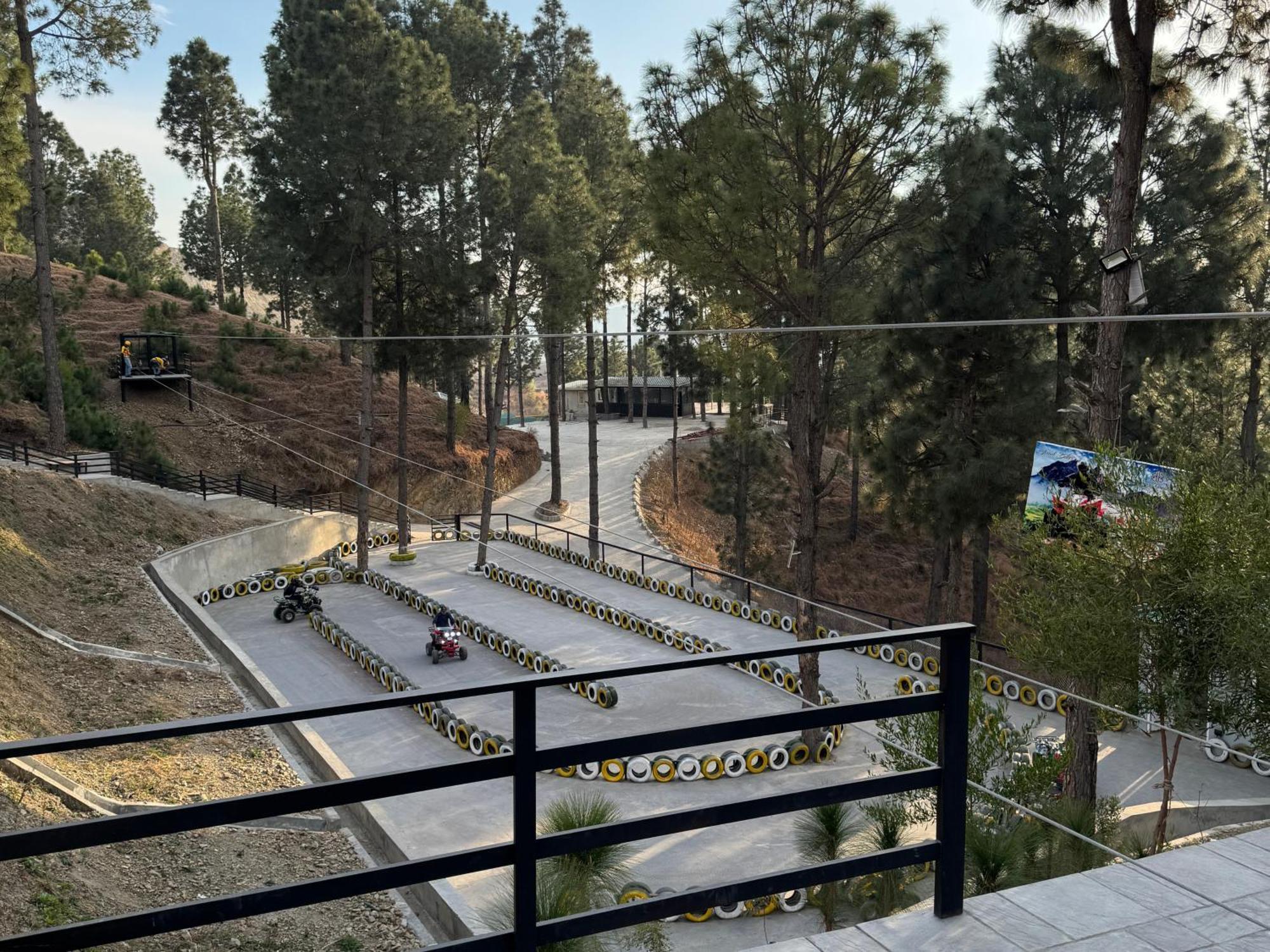 Hidden Hills Hotel & Resort Mansehra Ngoại thất bức ảnh